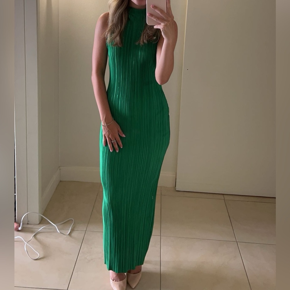 Green High Neck Midi Dress